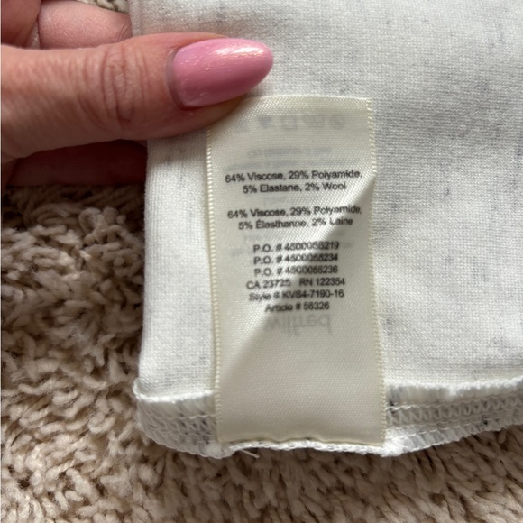 Wilfred Lis Skirt. Size Small. - Picture 7 of 7